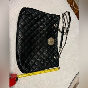 Vintage leather DkNY bag very good condition